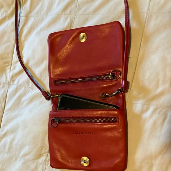 Eileen Fisher wallet on a string - Picture 5 of 11